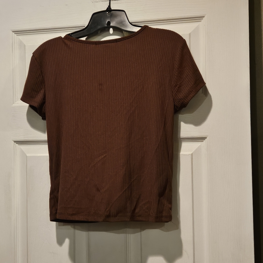 YMI TOP - Picture 2 of 2